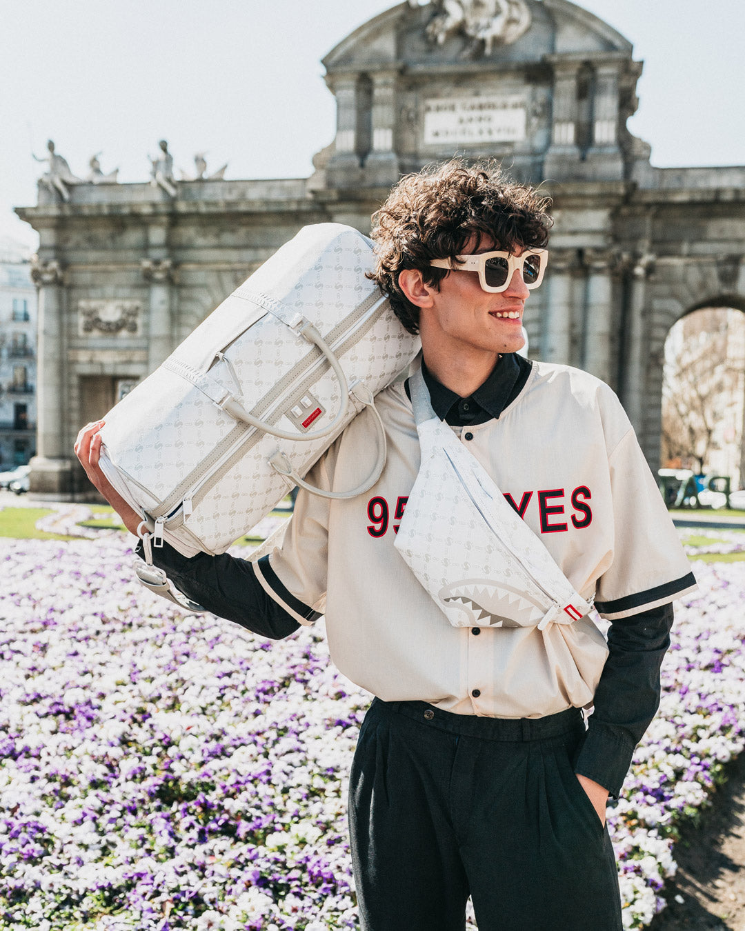 MONEY PATTERN POWDER SAVVY CROSSBODY