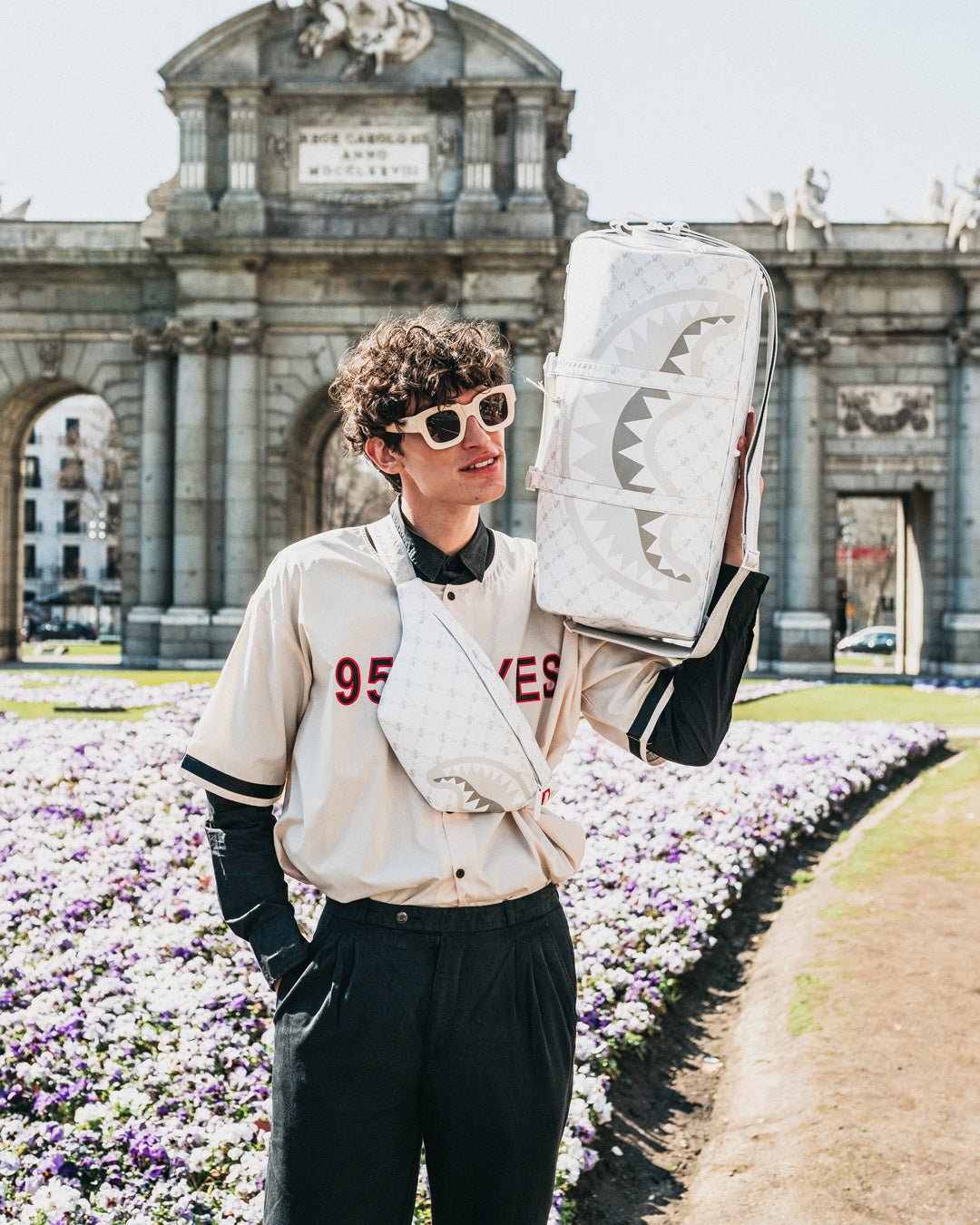 MONEY PATTERN POWDER SAVVY CROSSBODY