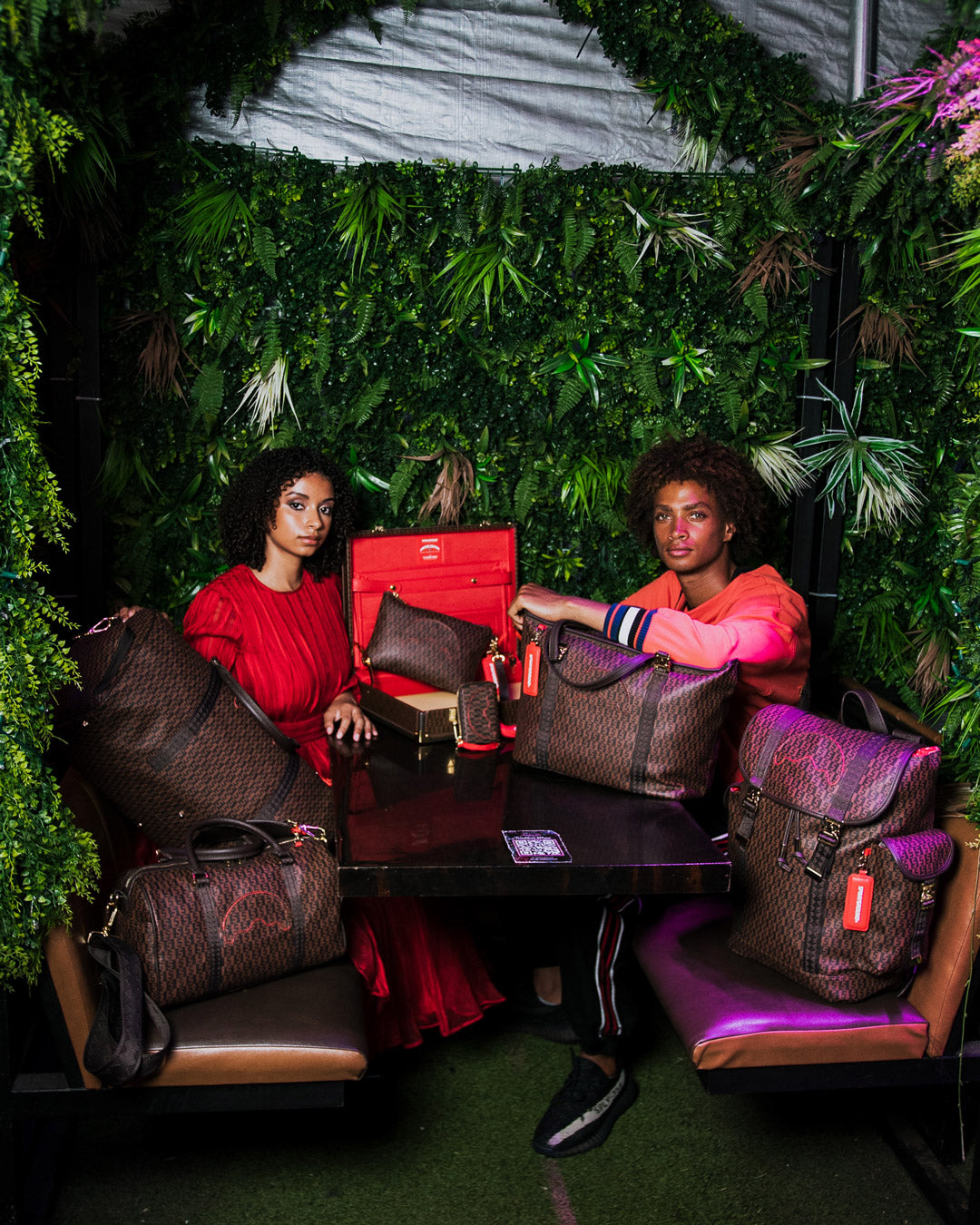 ALPHA NAVIGATOR SAVVY CROSSBODY