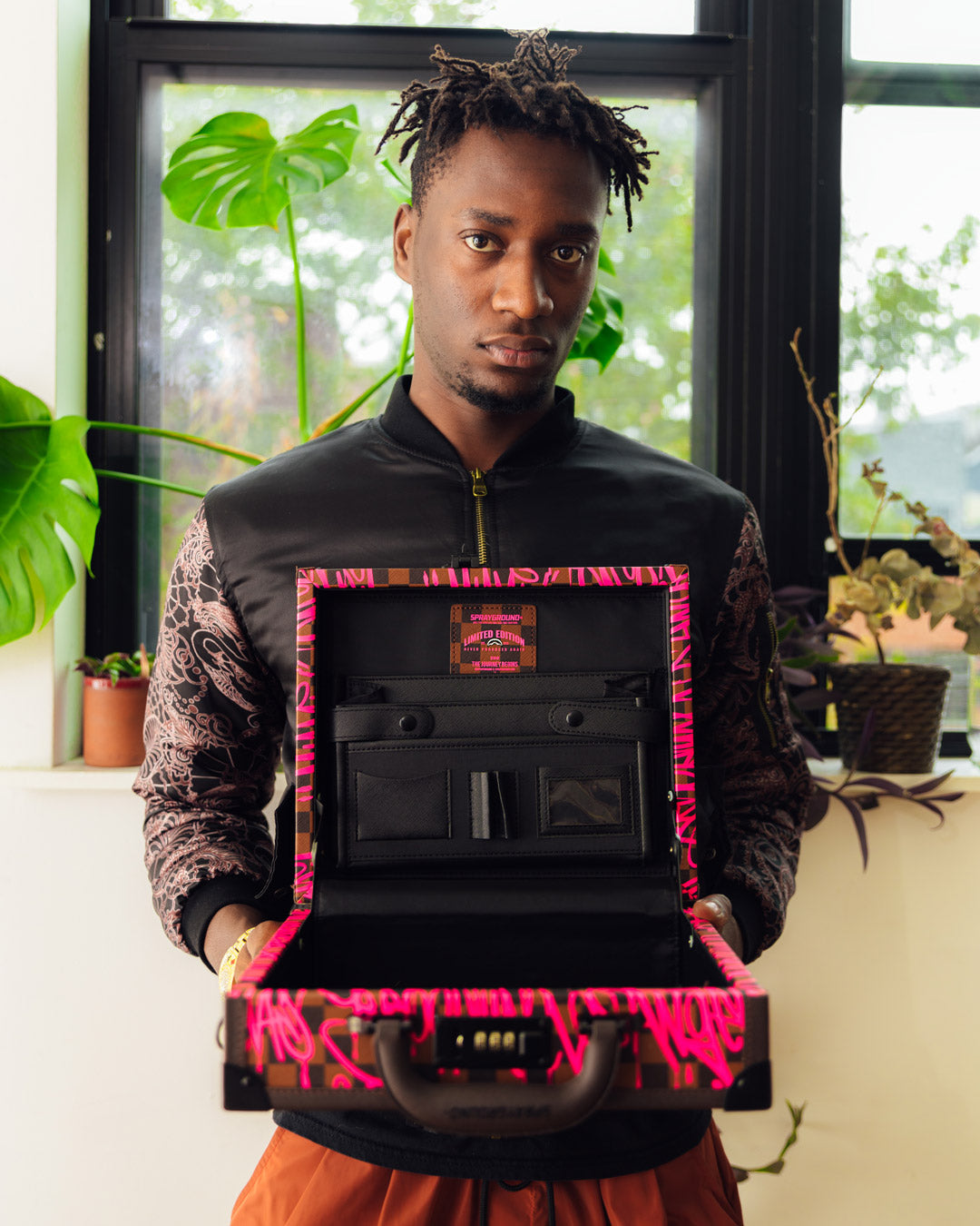 JETGRAPHIX ATTACHÉ BRIEFCASE