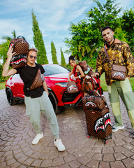 LENTICULAR EFFECTS CROSSOVER CLUTCH W/ SHOULDER STRAP