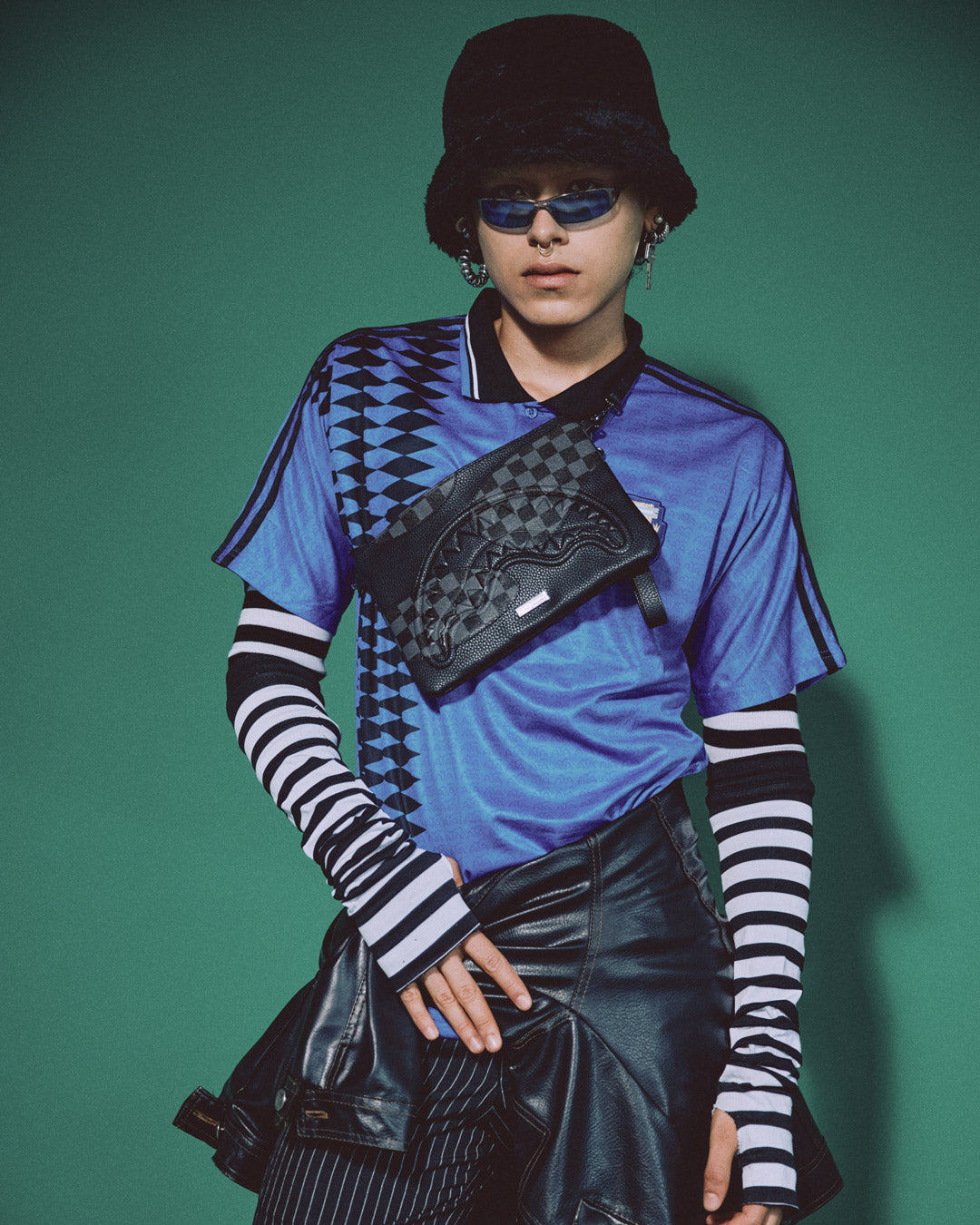 GHOST WAVE CROSSOVER CLUTCH