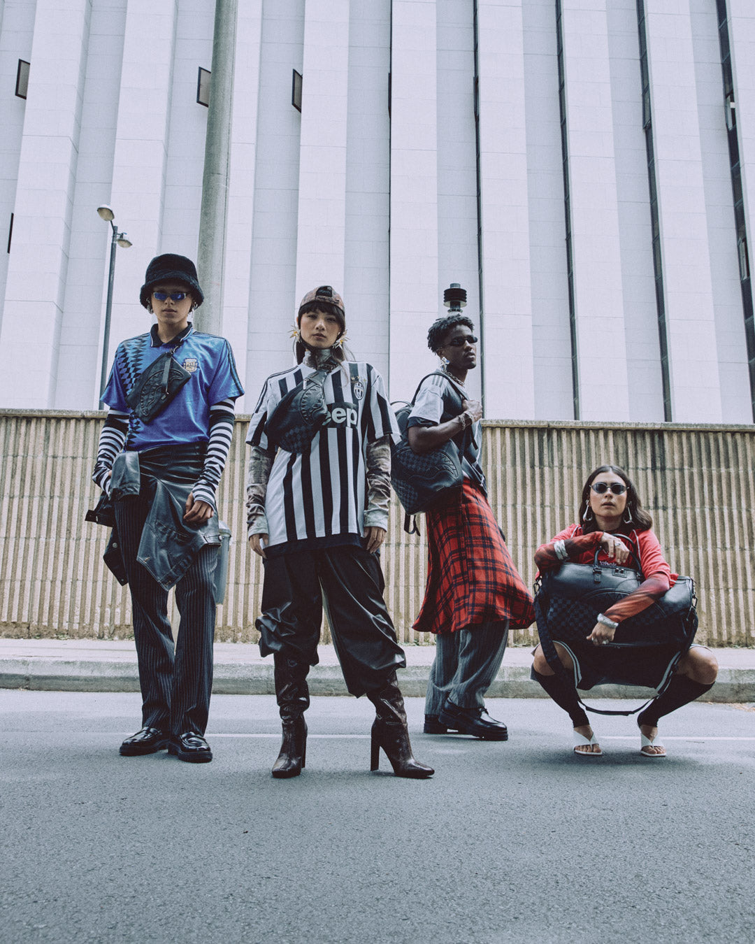 GHOST WAVE CROSSOVER CLUTCH