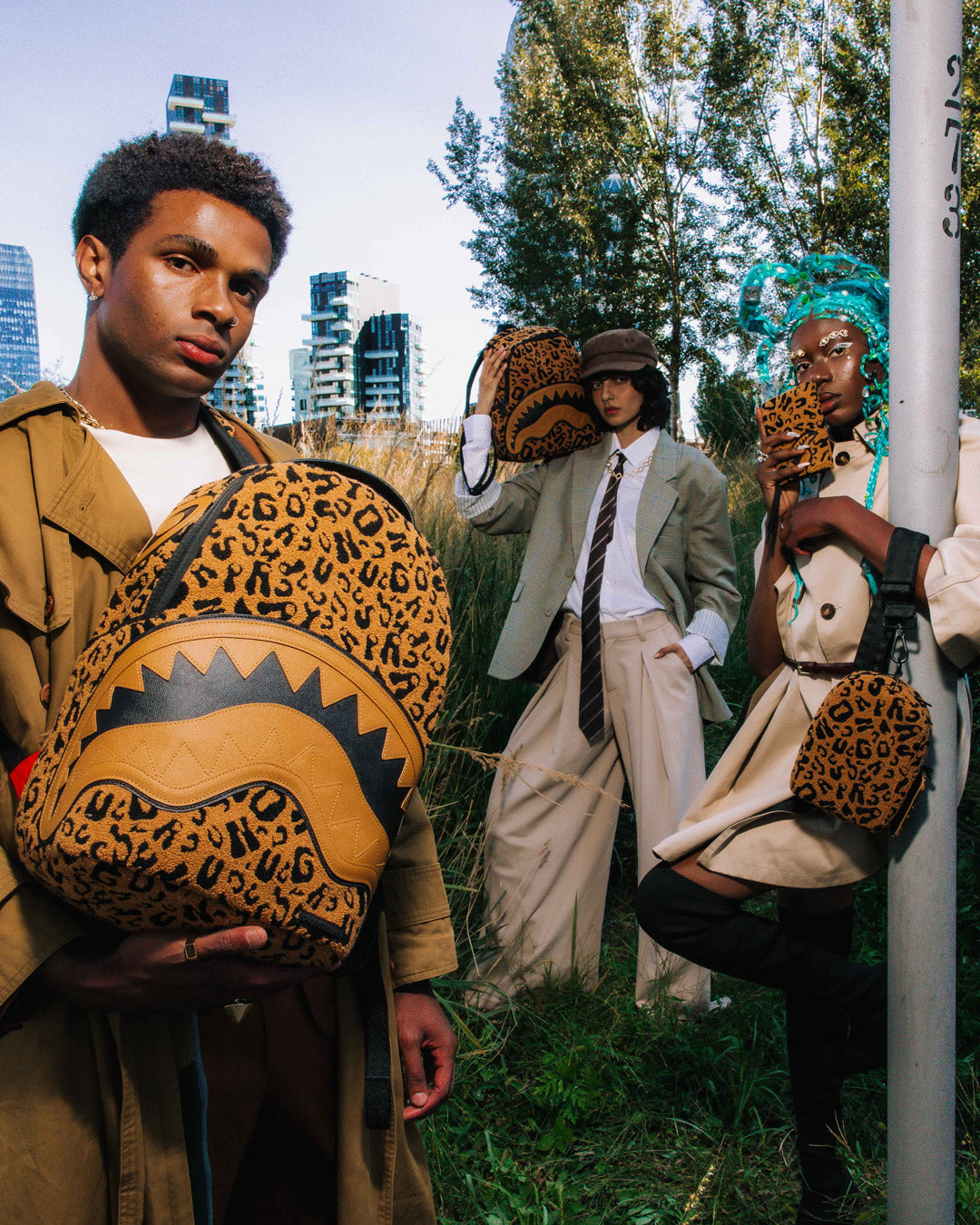 THE WILD ONE CROSSOVER CLUTCH