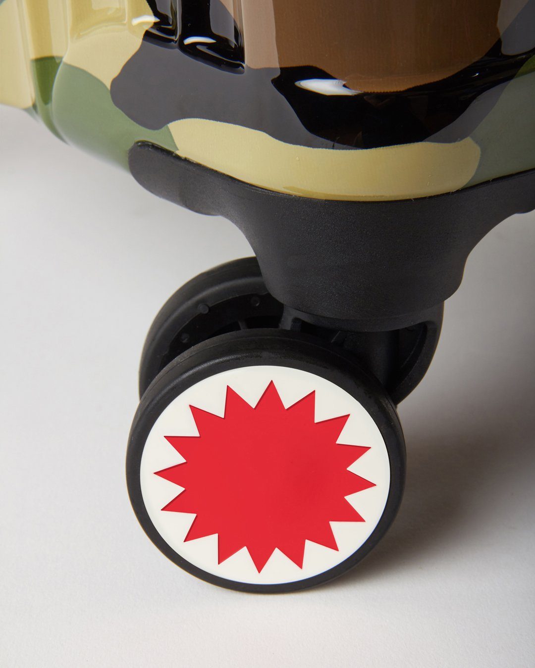 JUNGLE PARIS 21.5” CARRY-ON SHARKITECTURE LUGGAGE