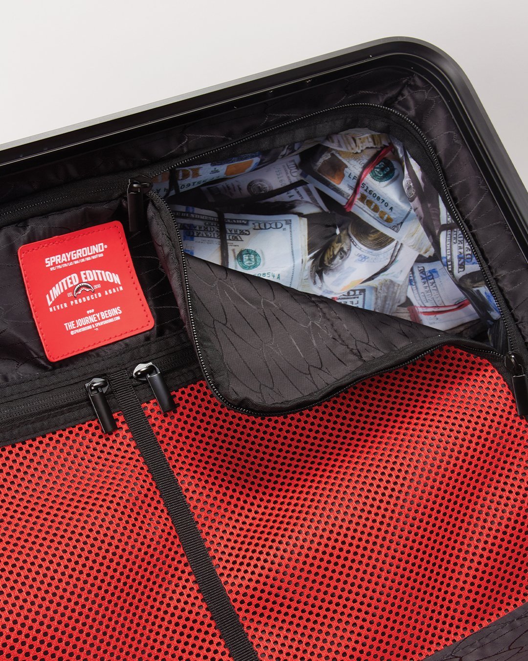 SHARKNAUTICS (CAMO) 21.5” CARRY-ON LUGGAGE