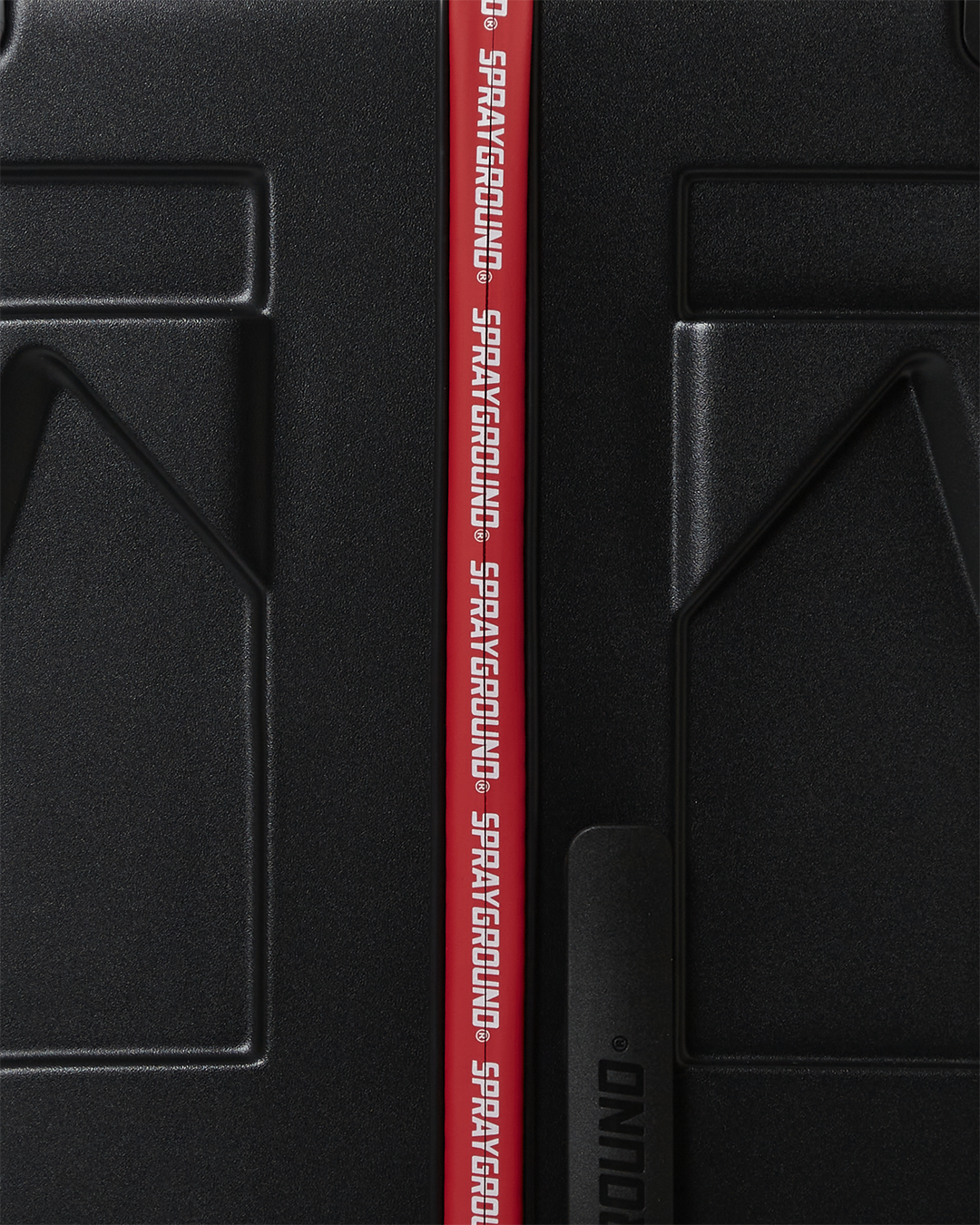 THE HERO SHARKITECTURE FULL-SIZE LUGGAGE